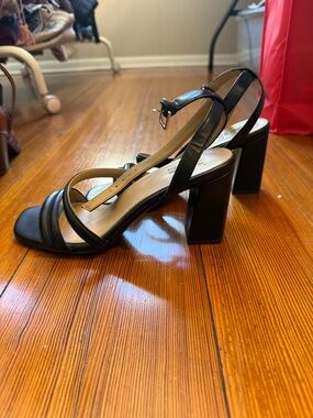 Naturalizer Black Strappy Block Heel Sandals